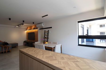 Apartamento à venda com 79m², 2 quartos e 1 vagaSala/Cozinha