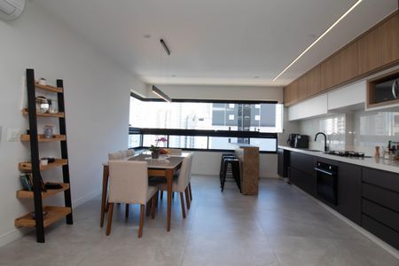Apartamento à venda com 79m², 2 quartos e 1 vagaSala/Cozinha