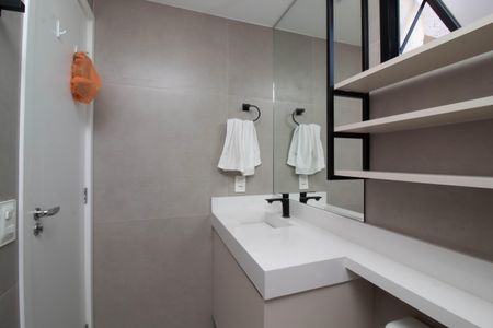 Apartamento à venda com 79m², 2 quartos e 1 vagaBanheiro da Suíte 1