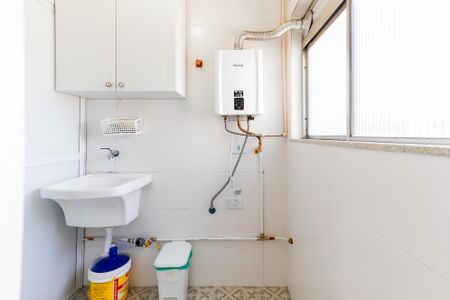 Apartamento para alugar com 60m², 2 quartos e 1 vaga Apartamento para alugar com 60m², 2 quartos e 1 vagaCozinha e Área de Serviço