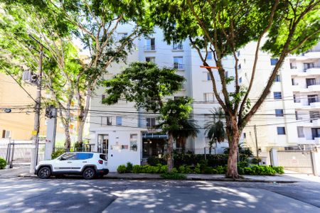 Apartamento para alugar com 60m², 2 quartos e 1 vaga Apartamento para alugar com 60m², 2 quartos e 1 vagaFachada