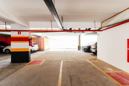 Apartamento para alugar com 60m², 2 quartos e 1 vaga Apartamento para alugar com 60m², 2 quartos e 1 vagaGaragem