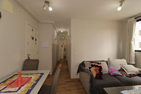 Sala de apartamento à venda com 2 quartos, 39m² em Santa Maria, Santo André