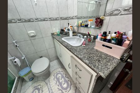 Apartamento para alugar com 300m², 4 quartos e 2 vagasBanheiro do Quarto 1