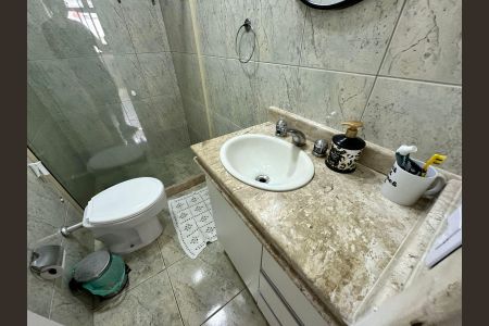 Apartamento para alugar com 300m², 4 quartos e 2 vagasBanheiro do Quarto 2