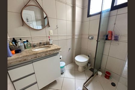Apartamento para alugar com 300m², 4 quartos e 2 vagasBanheiro do Quarto 3