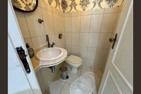 Apartamento para alugar com 300m², 4 quartos e 2 vagasLavabo