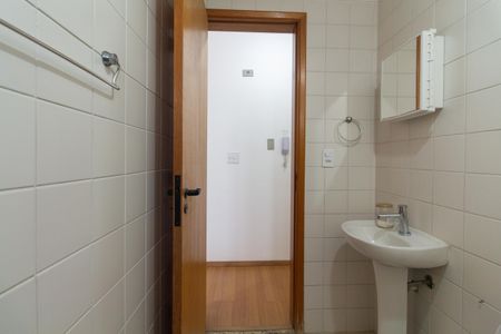 Banheiro de apartamento para alugar com 0 quarto, 29m² em Vila São José, São Paulo