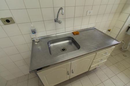 Apartamento para alugar com 29m², 0 quarto e sem vaga Apartamento para alugar com 29m², 0 quarto e sem vagaCozinha e Área de Serviço