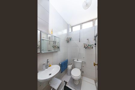 Apartamento à venda com 265m², 4 quartos e 2 vagasBanheiro de serviço