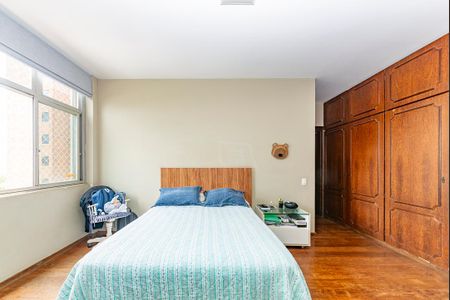 Apartamento à venda com 265m², 4 quartos e 2 vagasQuarto 4