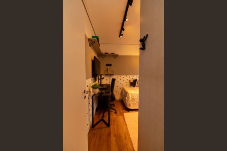 Apartamento para alugar com 70m², 2 quartos e 1 vaga Apartamento para alugar com 70m², 2 quartos e 1 vagaQuarto