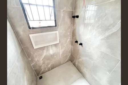 Casa para alugar com 135m², 2 quartos e 4 vagasBanheiro da Suíte 2