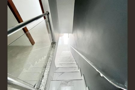 Casa para alugar com 135m², 2 quartos e 4 vagasEscada