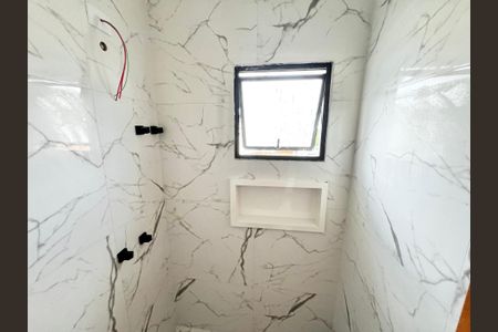 Casa para alugar com 135m², 2 quartos e 4 vagasBanheiro da Suíte 1