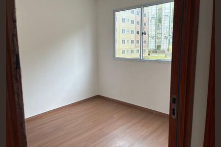 Quarto de apartamento para alugar com 2 quartos, 40m² em Jardim Alvorada, Nova Iguaçu