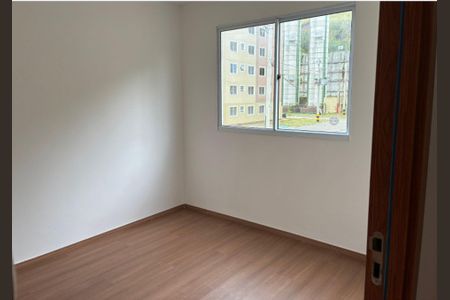 Quarto de apartamento para alugar com 2 quartos, 40m² em Jardim Alvorada, Nova Iguaçu