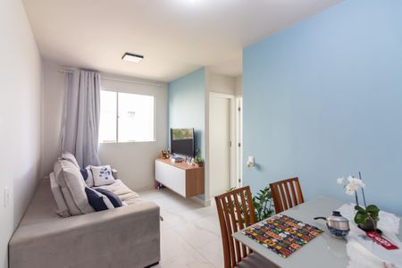 Sala  de apartamento à venda com 2 quartos, 41m² em Jardim do Lago, Osasco