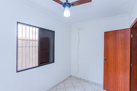 Casa à venda com 170m², 3 quartos e 3 vagas Casa à venda com 170m², 3 quartos e 3 vagasQuarto 1