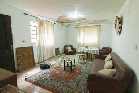 Sala de casa à venda com 2 quartos, 200m² em Vila Adalgisa, São Paulo