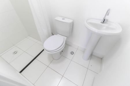 Apartamento para alugar com 34m², 1 quarto e sem vaga Apartamento para alugar com 34m², 1 quarto e sem vagaBanheiro