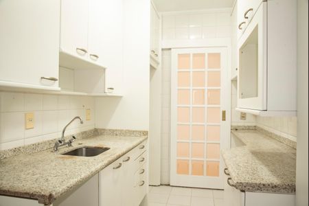 Apartamento à venda com 94m², 3 quartos e 2 vagasCozinha