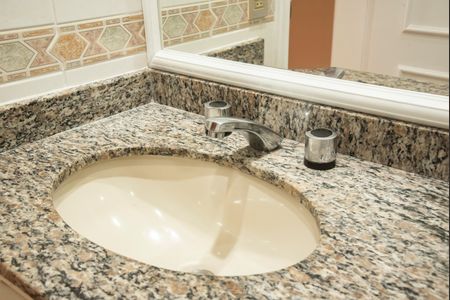 Apartamento à venda com 94m², 3 quartos e 2 vagasBanheiro