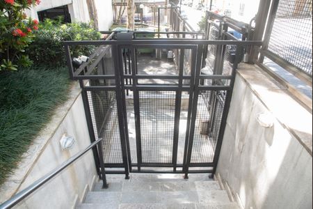 Apartamento à venda com 94m², 3 quartos e 2 vagas Apartamento à venda com 94m², 3 quartos e 2 vagasHall de entrada