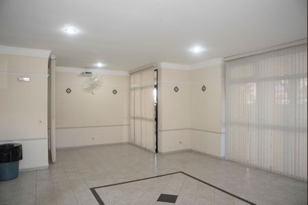 Apartamento à venda com 94m², 3 quartos e 2 vagas Apartamento à venda com 94m², 3 quartos e 2 vagasÁrea comum - Salão de festas