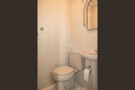 Apartamento à venda com 94m², 3 quartos e 2 vagasBanheiro de Serviço