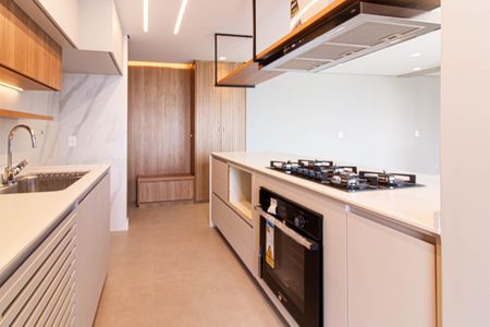 Apartamento para alugar com 115m², 2 quartos e 2 vagasCozinha