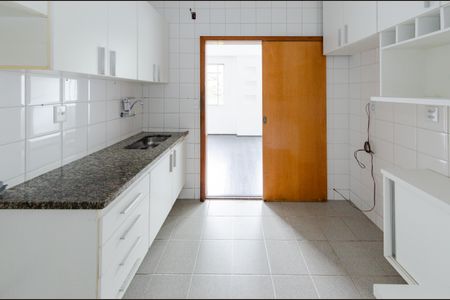 Apartamento para alugar com 70m², 2 quartos e 2 vagasCozinha