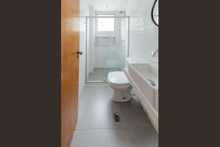 Apartamento para alugar com 70m², 2 quartos e 2 vagasBanheiro social
