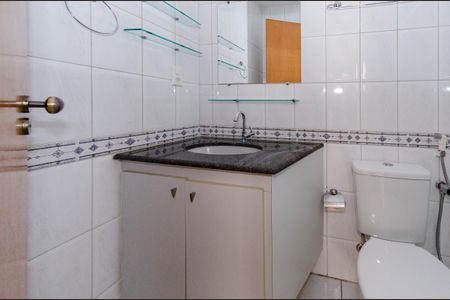 Apartamento para alugar com 70m², 2 quartos e 2 vagasBanheiro suíte