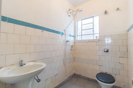 Casa de condomínio à venda com 102m², 2 quartos e 2 vagasBanheiro