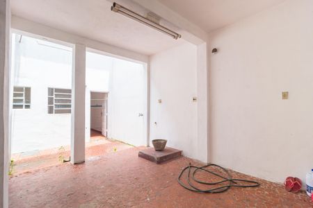 Casa de condomínio à venda com 102m², 2 quartos e 2 vagasQuintal