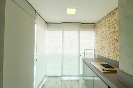 Apartamento para alugar com 62m², 1 quarto e 1 vagaSacada