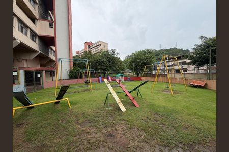 Apartamento para alugar com 62m², 2 quartos e 1 vagaÁrea comum - Playground