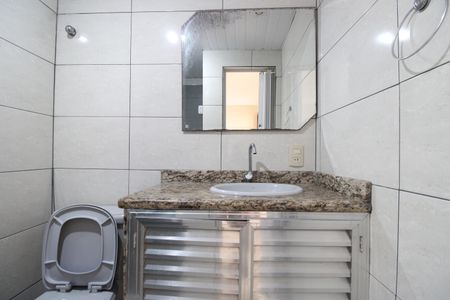 Apartamento para alugar com 62m², 2 quartos e 1 vagaBanheiro social 