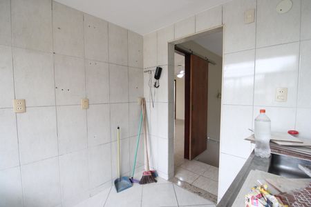 Apartamento para alugar com 62m², 2 quartos e 1 vagaCozinha 