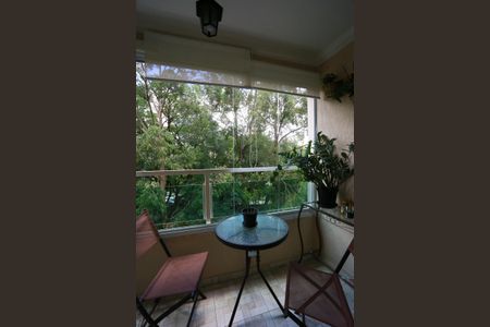 varanda vista de apartamento à venda com 3 quartos, 72m² em Paraíso do Morumbi, São Paulo