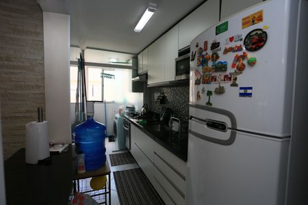 Apartamento à venda com 72m², 3 quartos e 2 vagas Apartamento à venda com 72m², 3 quartos e 2 vagasCozinha