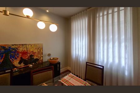 Apartamento à venda com 3 quartos, 110m² em Santo Antônio, Belo Horizonte