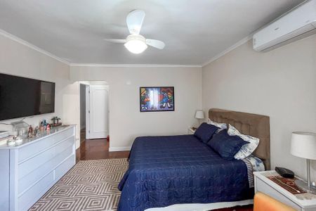 Casa à venda com 204m², 3 quartos e 4 vagas Casa à venda com 204m², 3 quartos e 4 vagasSuite