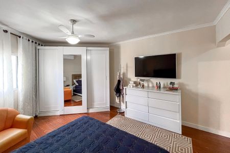 Casa à venda com 204m², 3 quartos e 4 vagas Casa à venda com 204m², 3 quartos e 4 vagasSuite