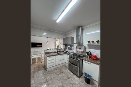 Casa à venda com 204m², 3 quartos e 4 vagas Casa à venda com 204m², 3 quartos e 4 vagasCozinha
