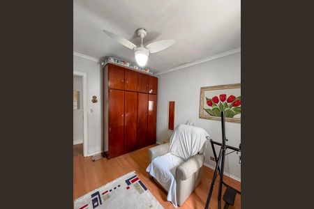 Casa à venda com 204m², 3 quartos e 4 vagas Casa à venda com 204m², 3 quartos e 4 vagasQuarto 3