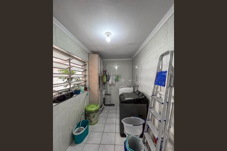 Casa à venda com 204m², 3 quartos e 4 vagas Casa à venda com 204m², 3 quartos e 4 vagasÁrea de Serviço