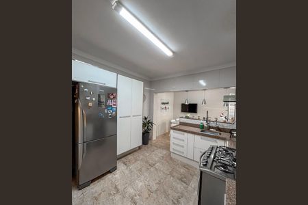 Casa à venda com 204m², 3 quartos e 4 vagas Casa à venda com 204m², 3 quartos e 4 vagasCozinha