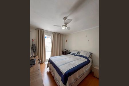 Casa à venda com 204m², 3 quartos e 4 vagas Casa à venda com 204m², 3 quartos e 4 vagasQuarto 1